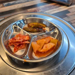 왕건이감자탕 사진