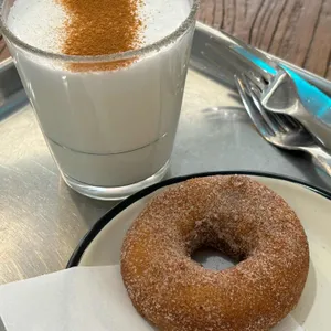 퀸즈베리도넛하우스 사진