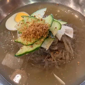 시장냉면 사진