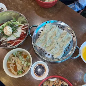 청실홍실 사진