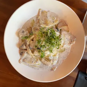 둘쭈라 성수 사진