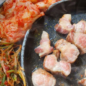 돼지금고 사진