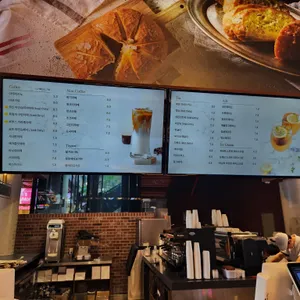 헤밍웨이베이커리카페 & 다이닝카페 리뷰 사진
