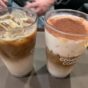 컴포즈커피 사진