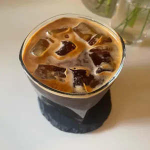 스펙터 사진