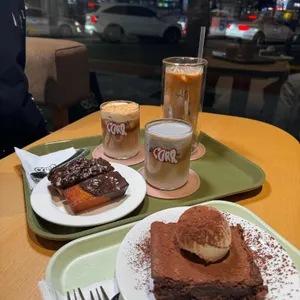 코르 사진
