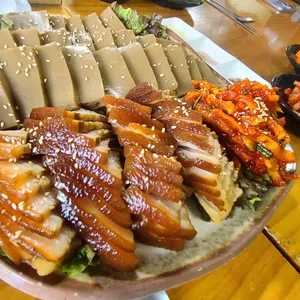 버드나무 도토리묵밥집 사진
