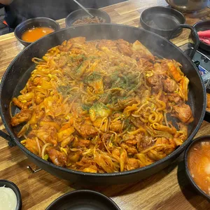 두총각닭갈비  사진