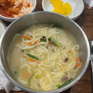 명동칼국수 사진