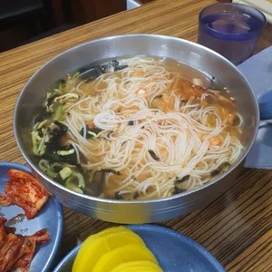 원조우리분식 멸치국수 사진