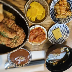 돈돈 사진