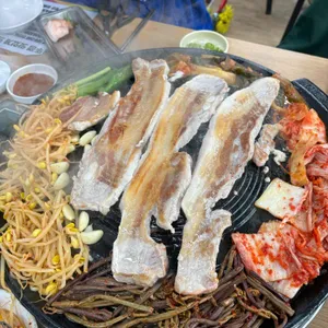 김윤식의 착한국수 & 솥뚜껑삼겹살 사진