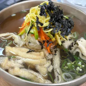 김윤식의 착한국수 & 솥뚜껑삼겹살 사진
