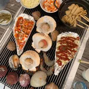 윤가네조개랑회랑 사진