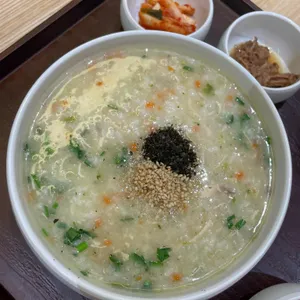 본죽 사진