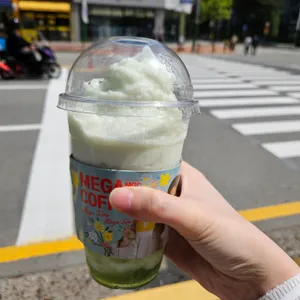 메가커피 사진