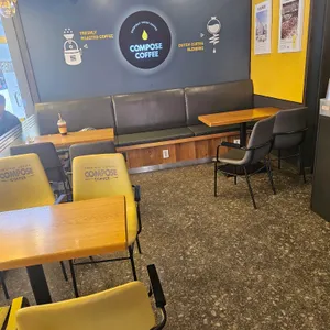 컴포즈커피 리뷰 사진