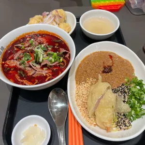 정육면체 리뷰 사진