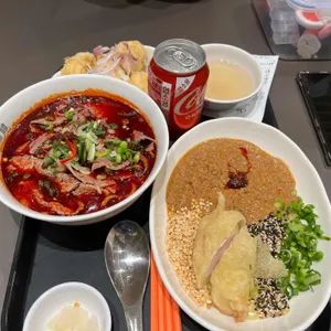 정육면체 리뷰 사진