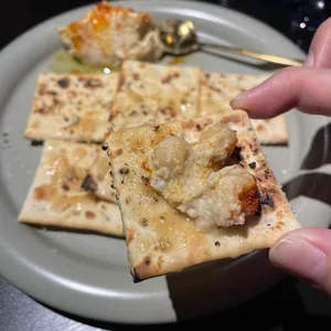 밤리단길 핀트 사진