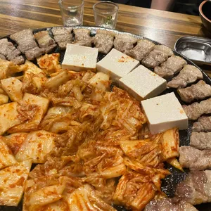 무쇠김치삼겹 사진