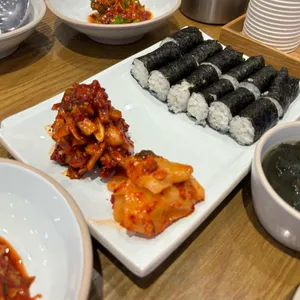 미가 들깨수제비 충무김밥 사진