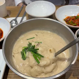 미가 들깨수제비 충무김밥 사진