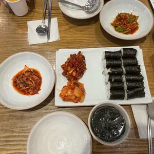 미가 들깨수제비 충무김밥 사진