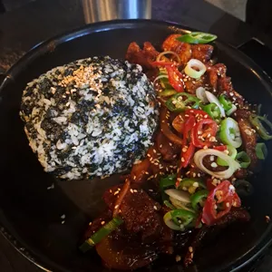 이쁘롬 사진