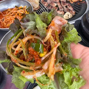 우야우야 대패삼겹살 리뷰 사진