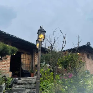 산아래 리뷰 사진
