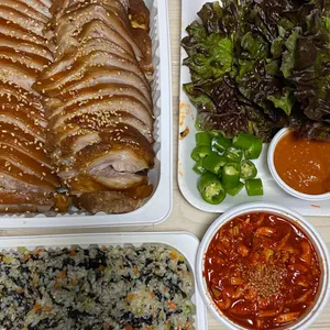 아저씨족발 사진