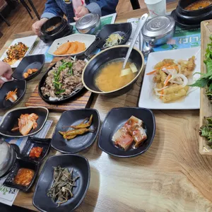 강촌마을 왕우렁쌈밥 사진