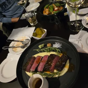 앨리나인 리뷰 사진