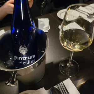 앨리나인 리뷰 사진