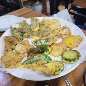 엄마손맛지짐이 사진