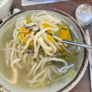 맑은이소만두 사진