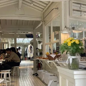 아티스트컴플렉스 리뷰 사진