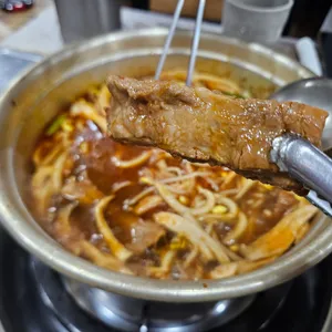 두꺼비 사진