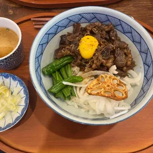 덮밥장사장 사진
