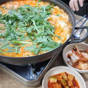 서여사네 사진