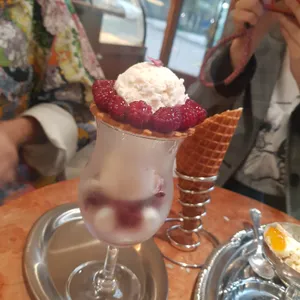 랑꼬뉴 사진