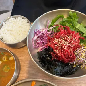 칠백한우국밥 사진