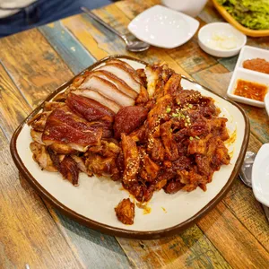 뽕족 사진