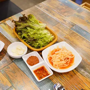 뽕족 사진