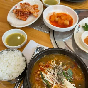 수누리 감자탕 사진