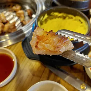 뒷고기&숯불꼼장어 사진