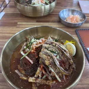진주냉면 하기연 사진