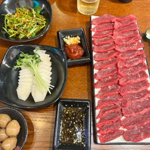 육회말투아웃 사진