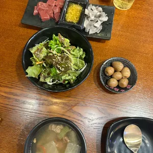 육회말투아웃 사진